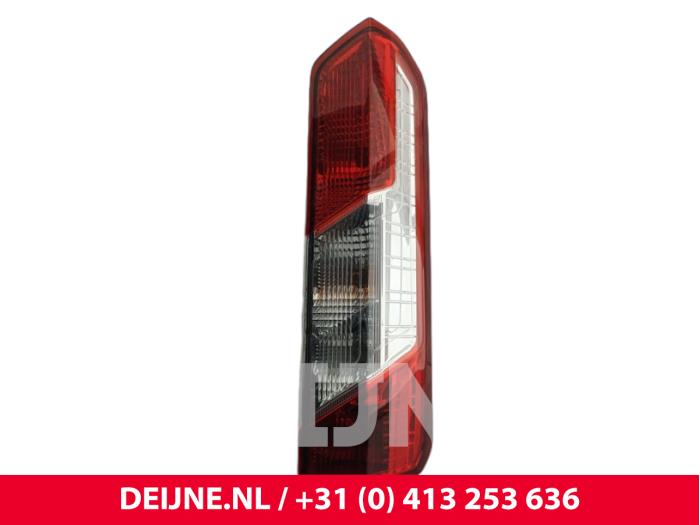 Gebruikte Achterlicht rechts Ford Transit 2.2 TDCi 16V RWD Prijs € 72,60 Inclusief btw aangeboden door van Deijne Onderdelen Uden B.V.