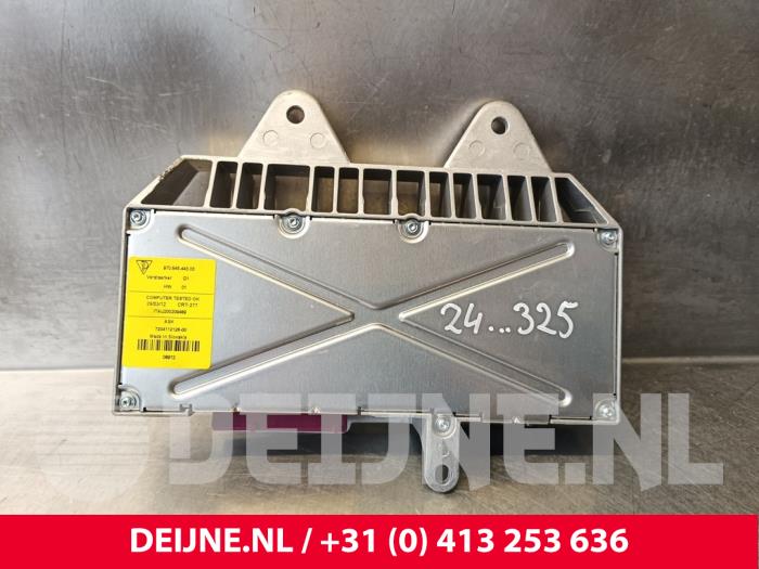 Porsche Panamera Radio amplifier O248106