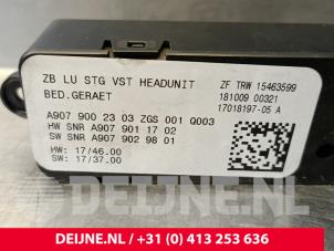 Mercedes Sprinter Multi-media control unit O248204 photo 3