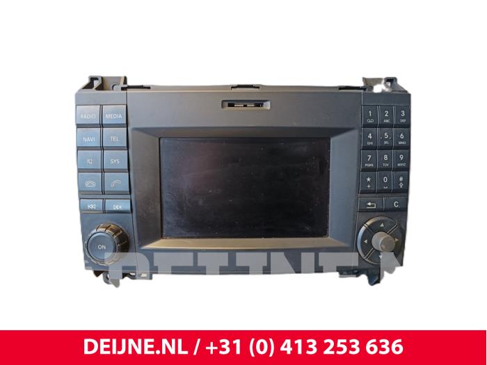 Mercedes Vito Radio O248182