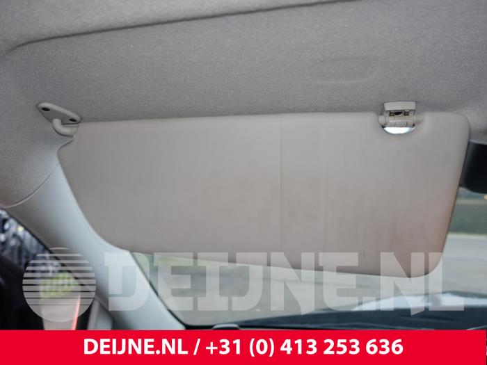 Mercedes Vito Zonneklep O248201