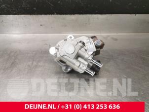 Iveco New Daily Brandstofpomp Mechanisch O248223 foto 2