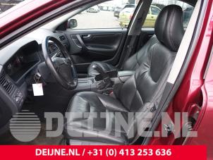 Gebruikte Bekleding Set (compleet) Volvo S60 I (RS/HV) 2.4 20V 140 Prijs € 200,00 Margeregeling aangeboden door van Deijne Onderdelen Uden B.V.