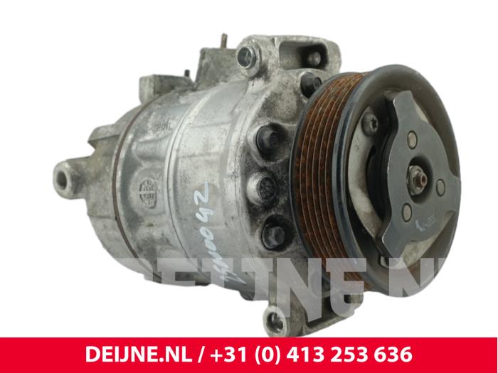 Volkswagen Transporter Aircopomp O248329