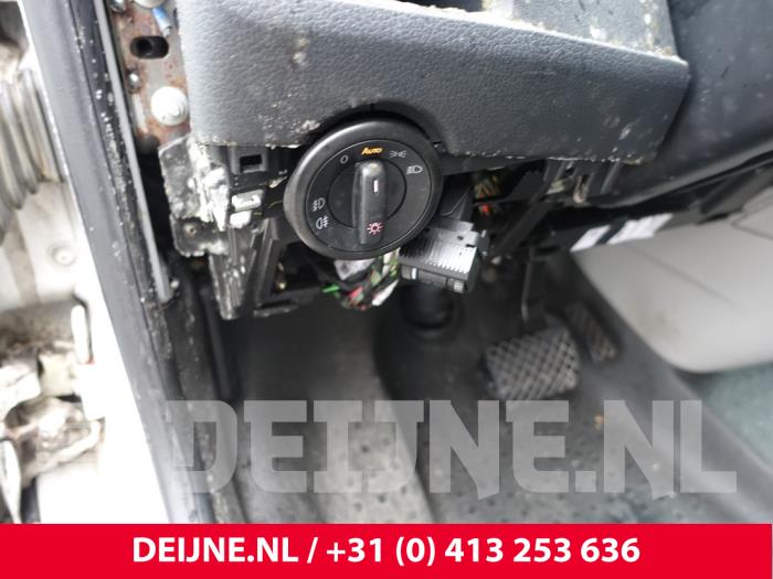 Volkswagen Transporter Light switch O248350