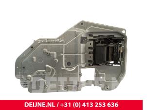Volkswagen Transporter Schiebetür Schließmechanik rechts O248366 foto 2