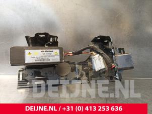 Gebruikte Omvormer Ford Transit Custom 2.0 TDCi 16V Eco Blue 170 Prijs € 363,00 Inclusief btw aangeboden door van Deijne Onderdelen Uden B.V.