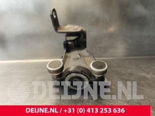 Mercedes Vito Schuifdeurrol rechts O248389 foto 3