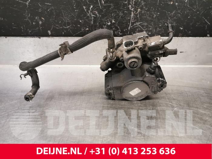 Mercedes Sprinter Brandstofpomp Mechanisch O248406