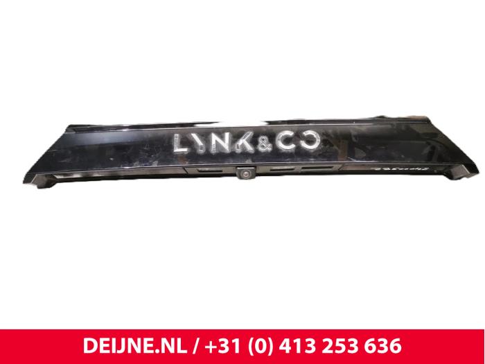 Lynk & Co 01 Decorative strip tailgate O248430