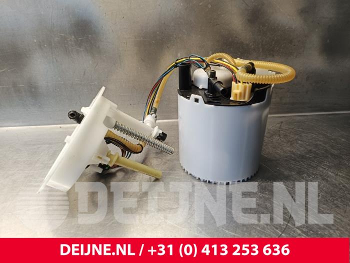 Gebruikte Tank element Pomp Volvo V60 II (ZW) 2.0 T8 16V Plug-in Hybrid AWD Prijs € 70,00 Margeregeling aangeboden door van Deijne Onderdelen Uden B.V.