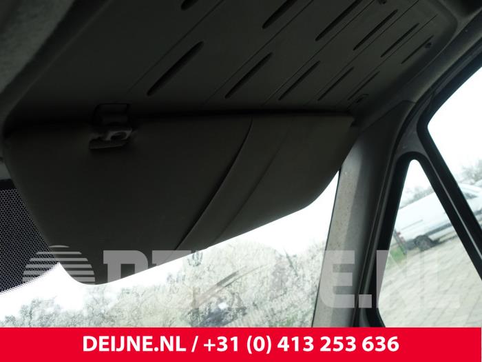 Mercedes Sprinter Zonneklep O248502