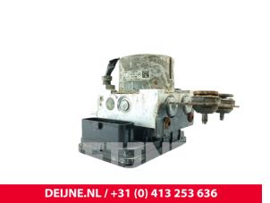 Renault Trafic ABS Pumpe O248577 foto 2