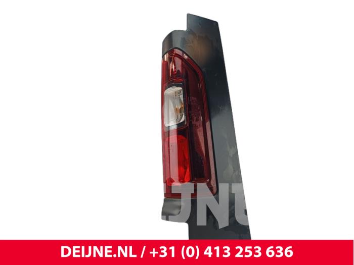 Renault Trafic Achterlicht rechts O248582