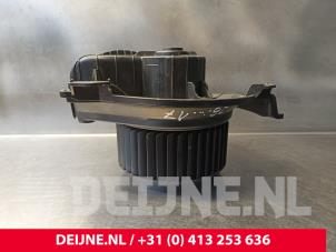Mercedes Sprinter Kachel Ventilatiemotor O248658 foto 2