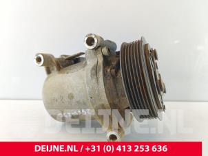 Peugeot Expert Air conditioning pump O248757 photo 2