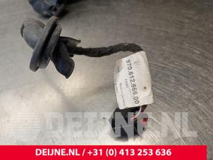 Porsche Panamera Wing mirror, right O248805 photo 3