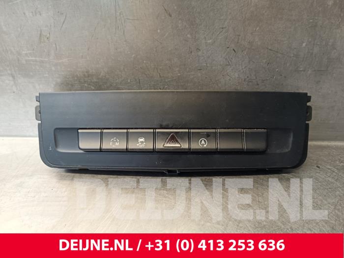 Mercedes Vito Panikbeleuchtung Schalter O248810