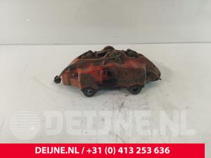 Porsche Cayenne Remklauw (Tang) links-voor O248869 foto 3