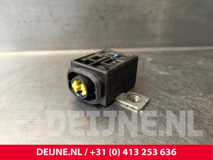 Tesla Model S Pyrofuse O248821