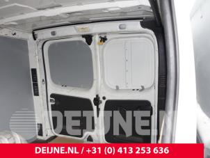 Renault Trafic Achterdeur Bus-Bestelauto O248922 foto 2