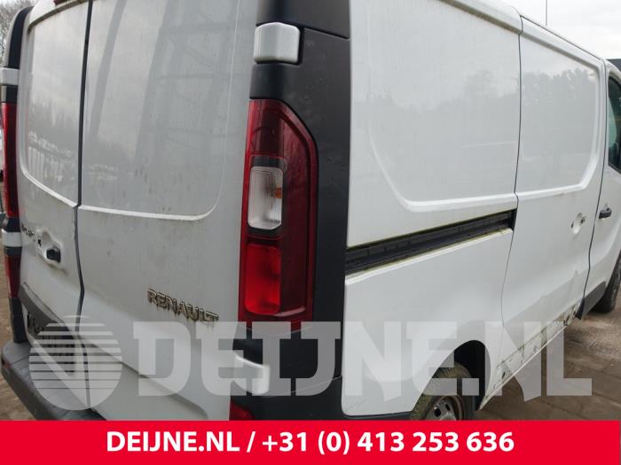 Renault Trafic Achterlicht rechts O248924