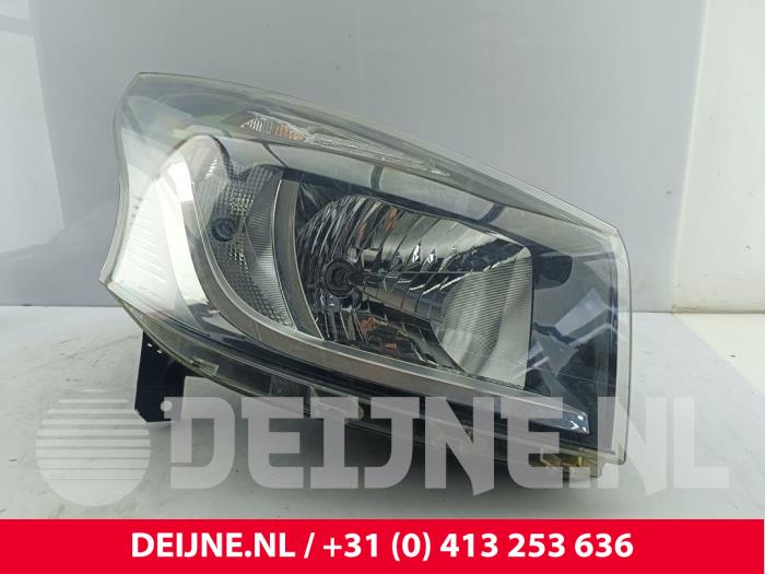 Renault Trafic Scheinwerfer rechts O248943