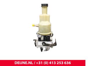 Peugeot Expert Lenkkraftverstärker Pumpe O248983 foto 2