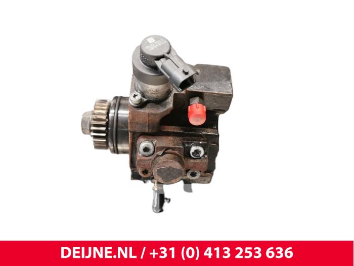 Renault Trafic Brandstofpomp Mechanisch O248985