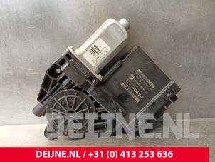 Volvo XC60 Raammotor Portier O249005 foto 2