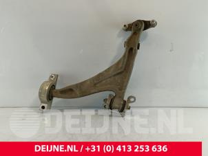 Gebruikte Draagarm onder links-voor Volvo V90 II (PW) 2.0 D3 16V Prijs € 150,00 Margeregeling aangeboden door van Deijne Onderdelen Uden B.V.
