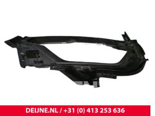 Volvo V90 Bumpersteun links-voor O249083 foto 2