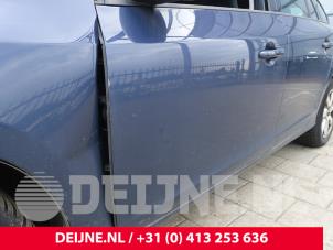 Volvo V60 Portier 4Deurs links-voor O249120 foto 2