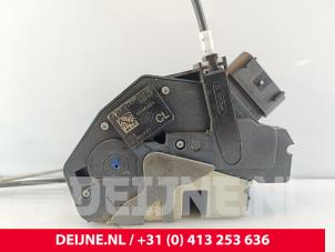 Volvo V60 Door lock mechanism 4-door, front left O249145 photo 2