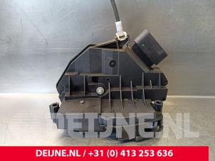 Volvo V60 Deurslot Mechaniek 4Deurs rechts-achter O249146 foto 3