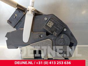 Volvo V60 Deurslot Mechaniek 4Deurs rechts-achter O249146 foto 2