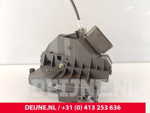 Volvo V60 Front door lock mechanism 4-door, right O249151 photo 3