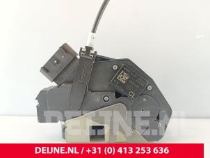 Volvo V60 Front door lock mechanism 4-door, right O249151 photo 2