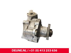 Porsche Panamera Power steering pump O249156 photo 2