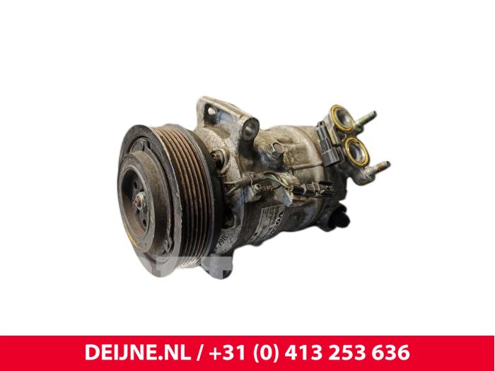 Volvo V40 Air conditioning pump O249162