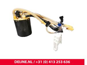 Gebruikte Brandstofpomp Elektrisch Porsche Panamera (970) 3.0 D V6 24V Prijs € 300,00 Margeregeling aangeboden door van Deijne Onderdelen Uden B.V.