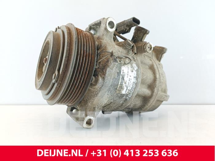 Mercedes Vito Air conditioning pump O249271