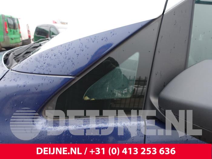 Mercedes Vito Quarter light, front left O249282