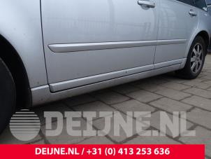 Volvo V50 Tür 4-türig links vorne O249393 foto 2