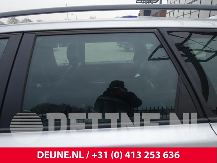 Volvo V50 Türscheibe 4-türig links hinten O249418