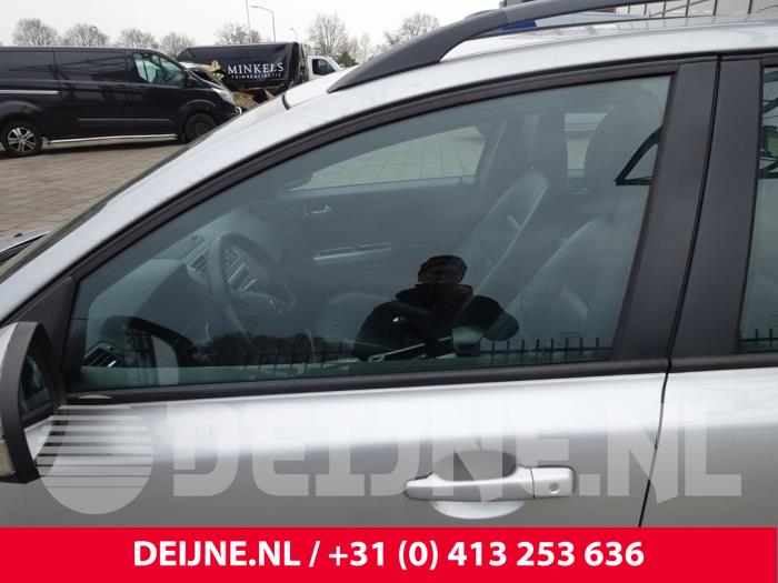Volvo V50 Türscheibe 4-türig links vorne O249421