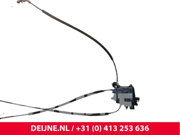 Volkswagen Caddy Sliding door lock mechanism, left O249435