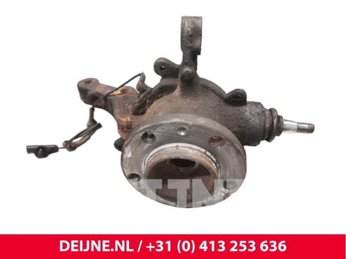 Renault Master Achsschenkel links vorne O249463