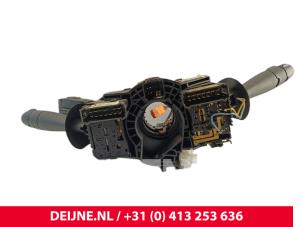 Renault Trafic Steering column stalk O249626 photo 2
