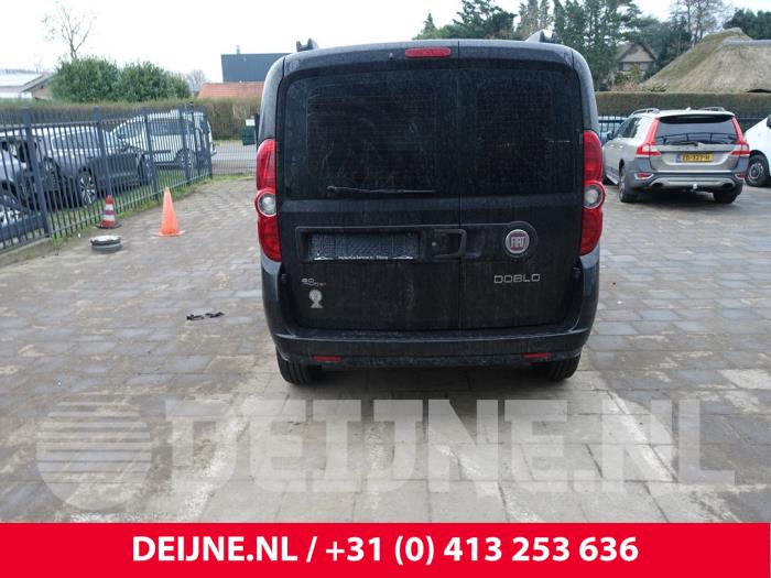 Fiat Doblo Hecktür Bus-Lieferwagen O249669
